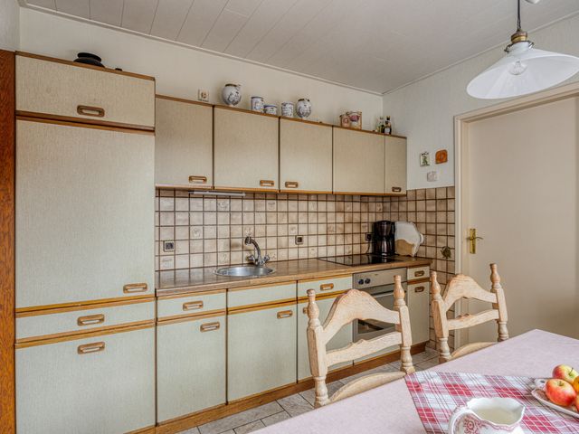 Pastoor Martensstraat 12, Vlodrop