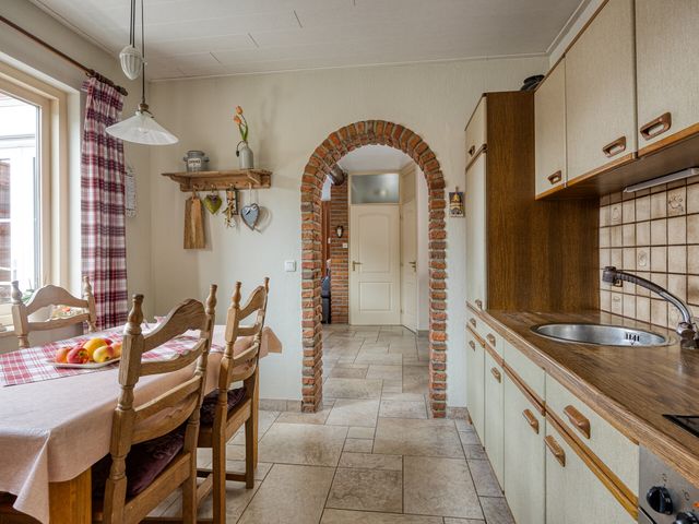 Pastoor Martensstraat 12, Vlodrop