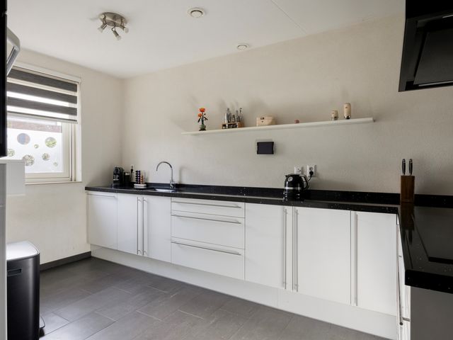 Gerrit Kögelerstraat 74, Zwijndrecht