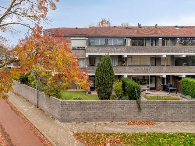 Wethouder Van Eschstraat 93, Oss