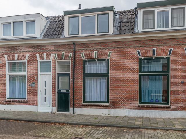 Oosterdwarsstraat 18, Leiden