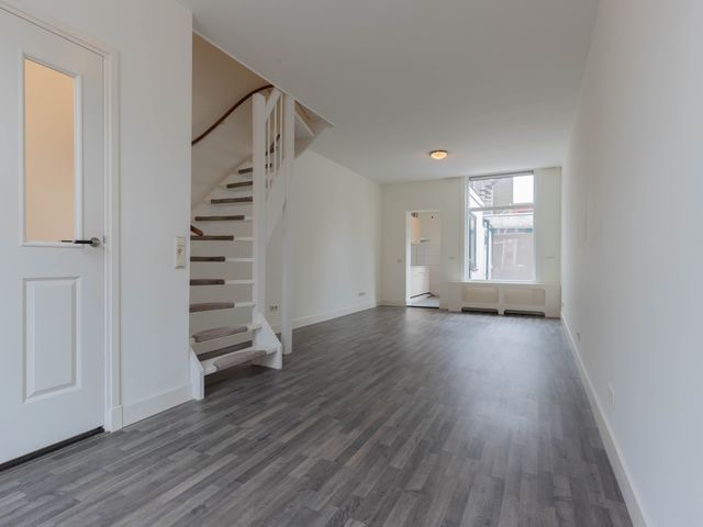 Oosterdwarsstraat 18, Leiden