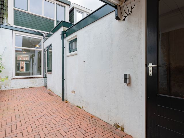 Oosterdwarsstraat 18, Leiden