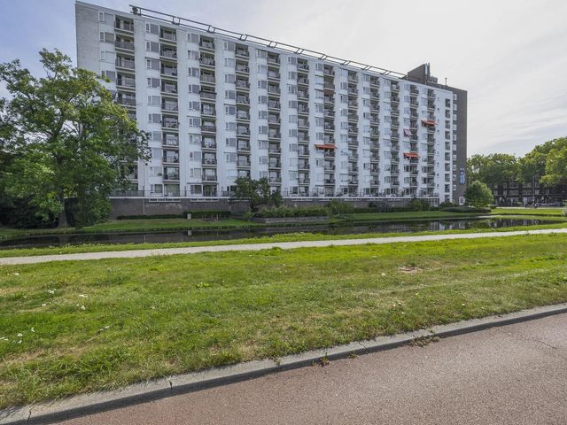 Suze Groeneweglaan 183, Rotterdam