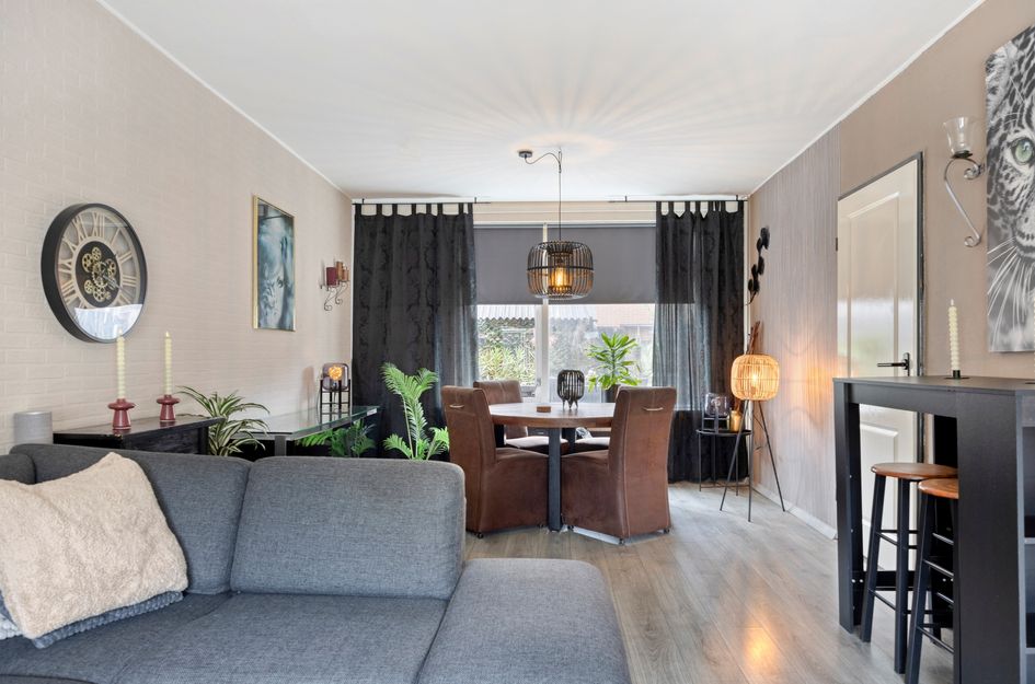 Frank van Borselenstraat 19