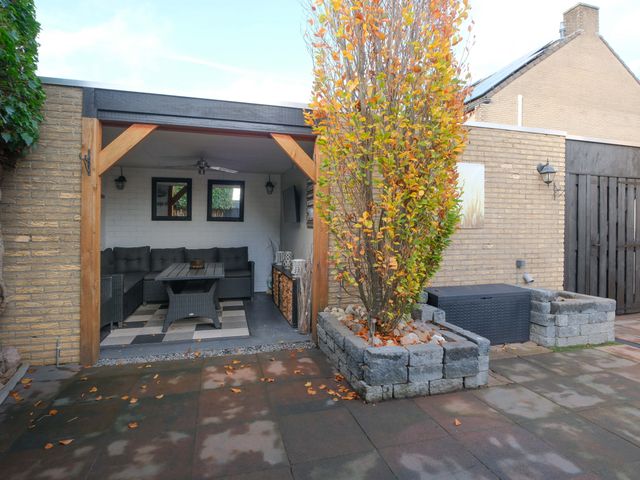 van Eedenstraat 19, Goor