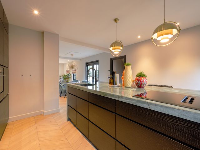 Schoutlaan 1, Asperen