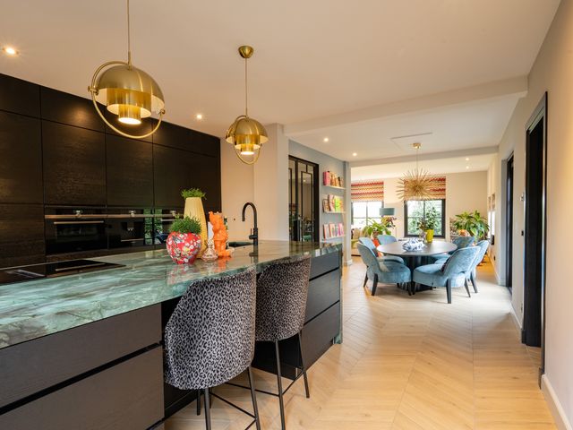 Schoutlaan 1, Asperen