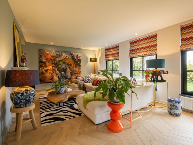 Schoutlaan 1, Asperen