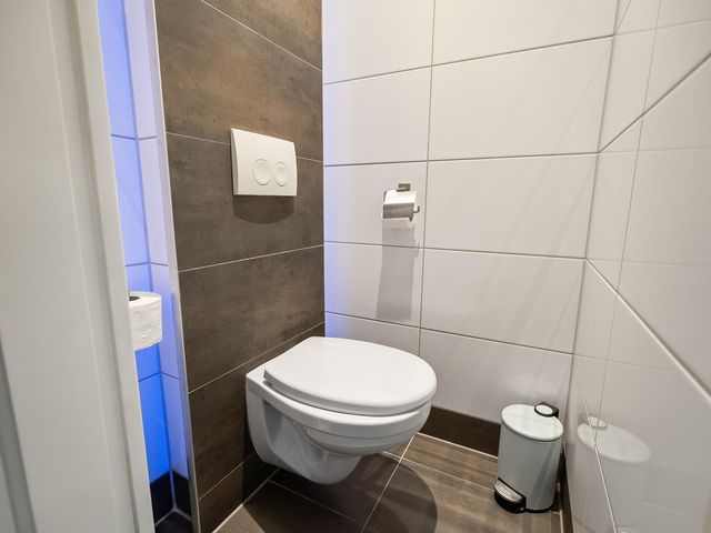 H.A. Lorentzstraat 16, Den Helder