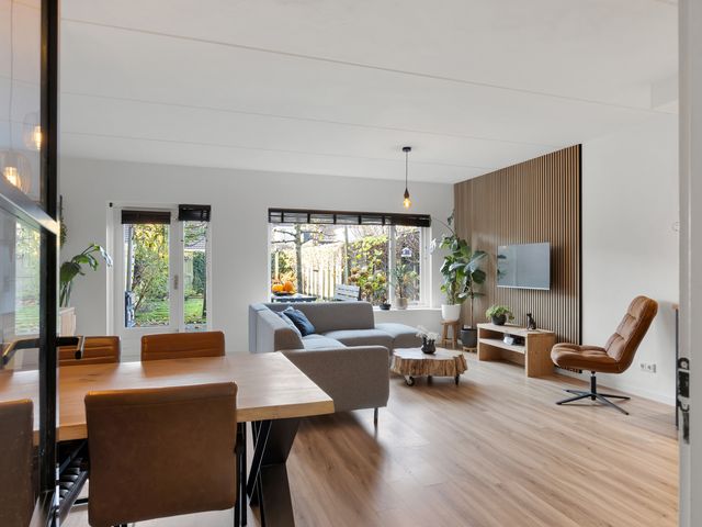 Appelhôf 10, Langweer