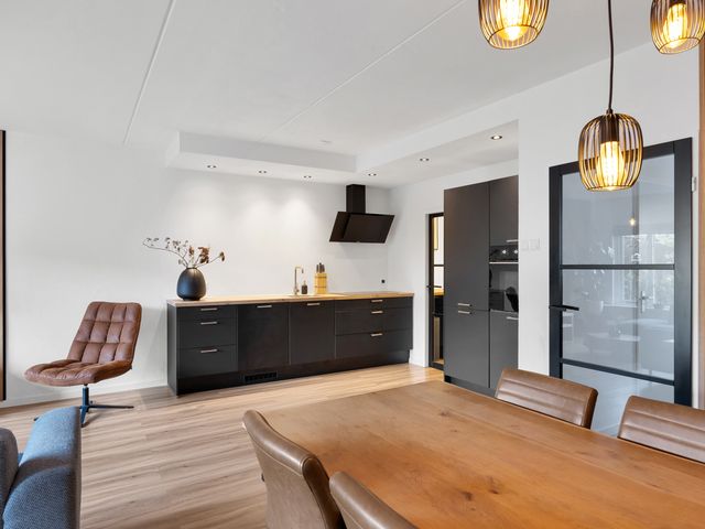 Appelhôf 10, Langweer