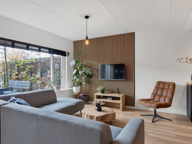 Appelhôf 10, Langweer