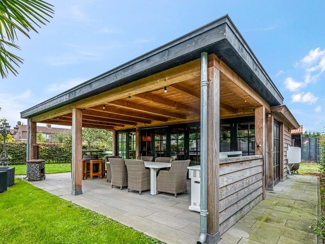 Dorpsstraat 14, Slijk-Ewijk