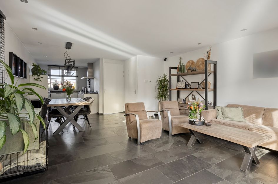 Leen van der Houwenstr 66