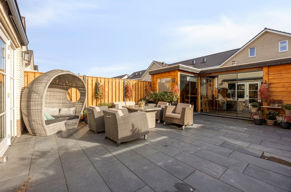 Leen van der Houwenstr 66