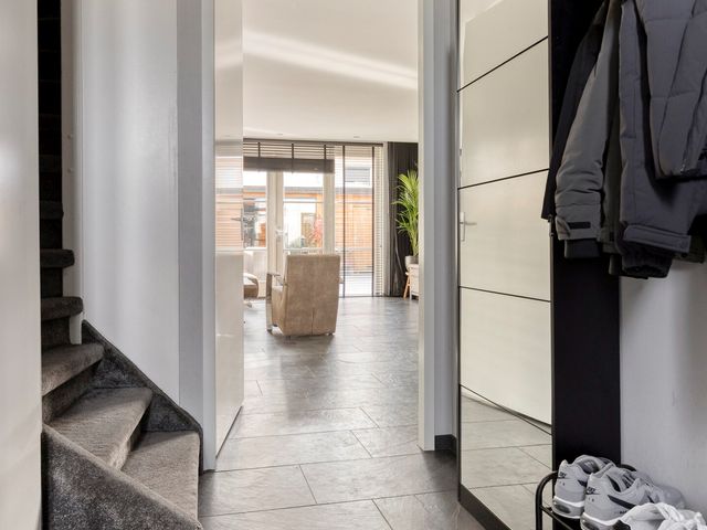 Leen van der Houwenstr 66, Hoek van Holland