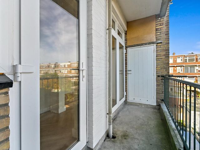 Medemblikstraat 28B, 'S-Gravenhage