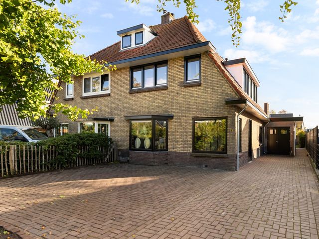 Oude Molenmeent 11, Loosdrecht