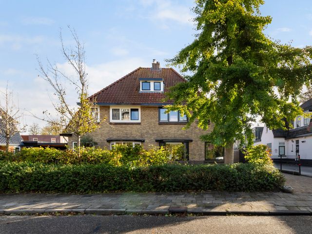 Oude Molenmeent 11, Loosdrecht