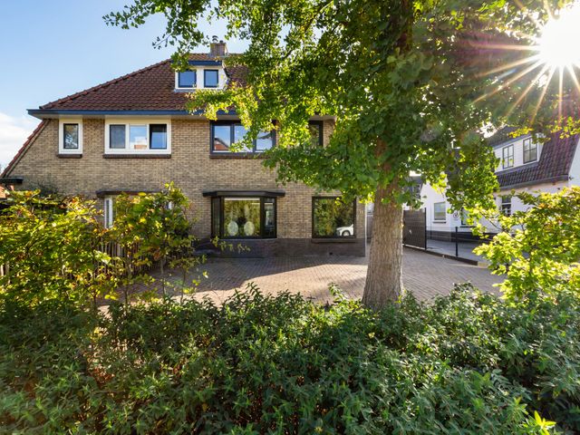 Oude Molenmeent 11, Loosdrecht