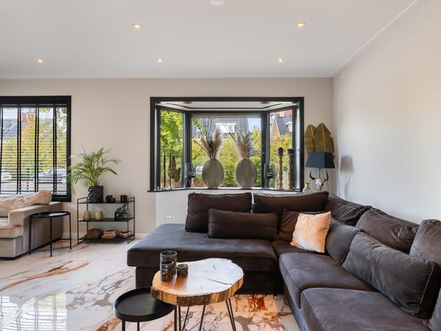 Oude Molenmeent 11, Loosdrecht