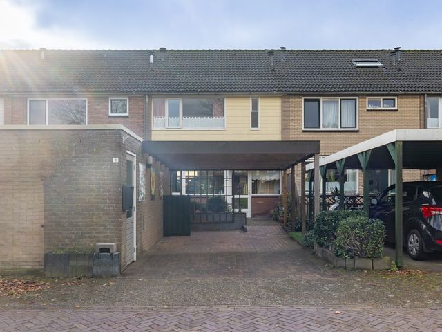 Kenemansstraat 8, Holten