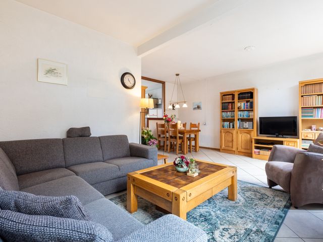 Kenemansstraat 8, Holten