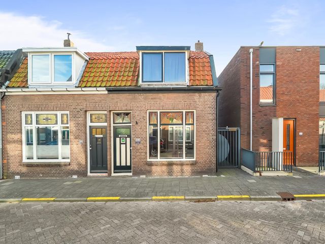 Hertzogstraat 102, Den Helder