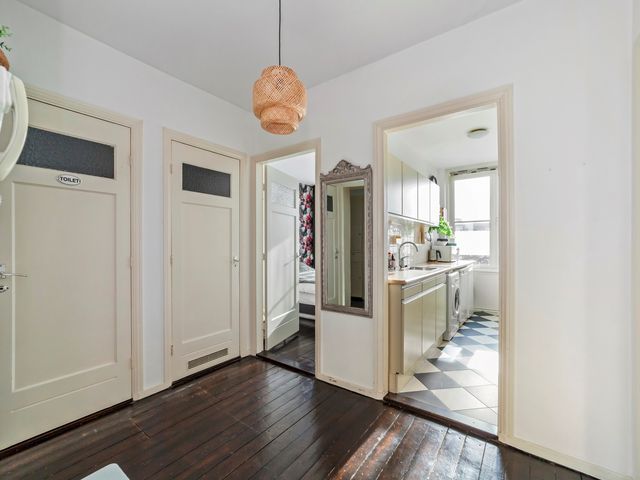 Monnickendamplein 103, Den Haag