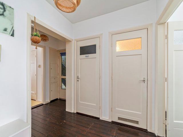 Monnickendamplein 103, Den Haag