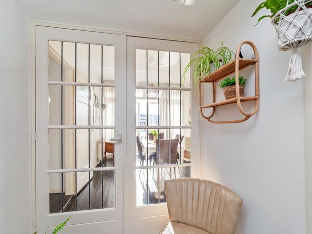 Monnickendamplein 103, Den Haag