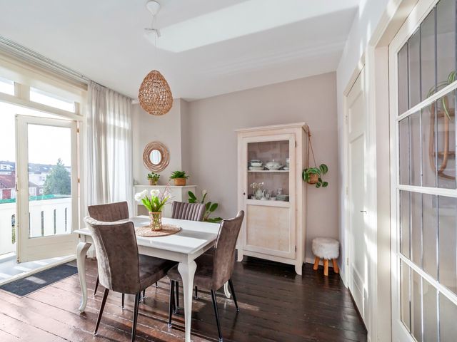 Monnickendamplein 103, Den Haag