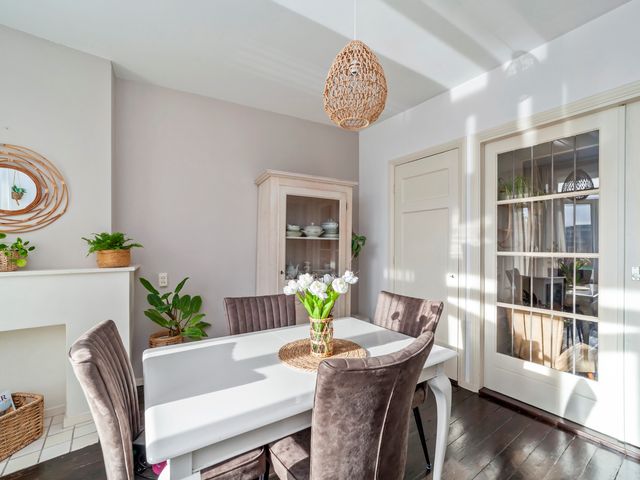 Monnickendamplein 103, Den Haag