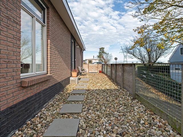 Broekermeerdijk 30C, Watergang