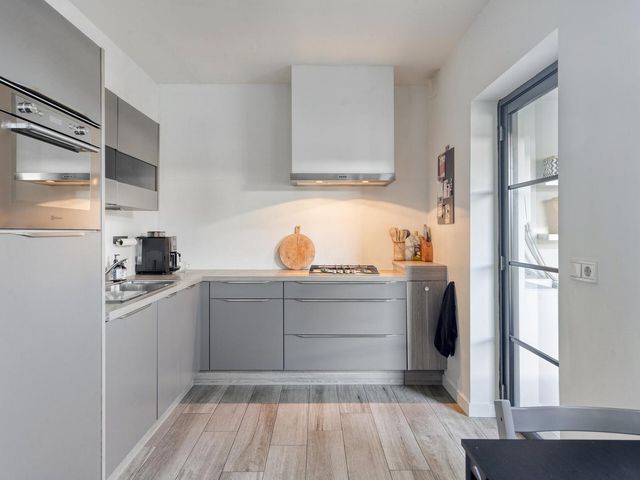 Stationstraat 18, Alphen