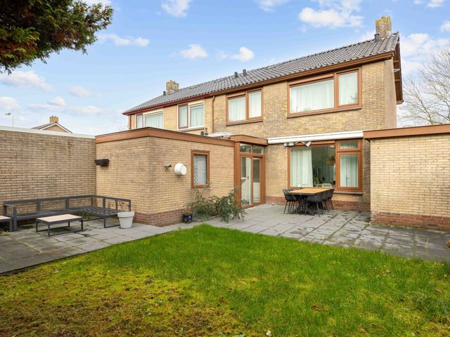 Kn Kuperusstrjitte 9, Marsum