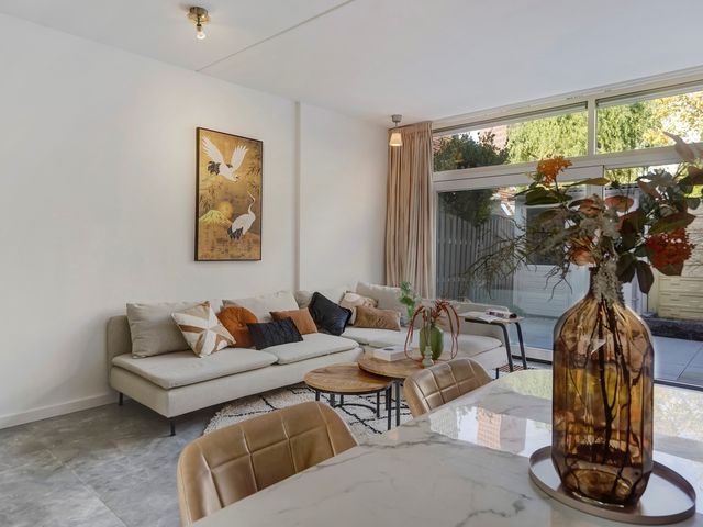 Amstelstraat 32, Den Haag