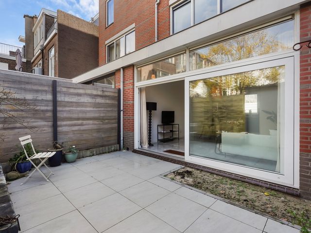 Amstelstraat 32, Den Haag