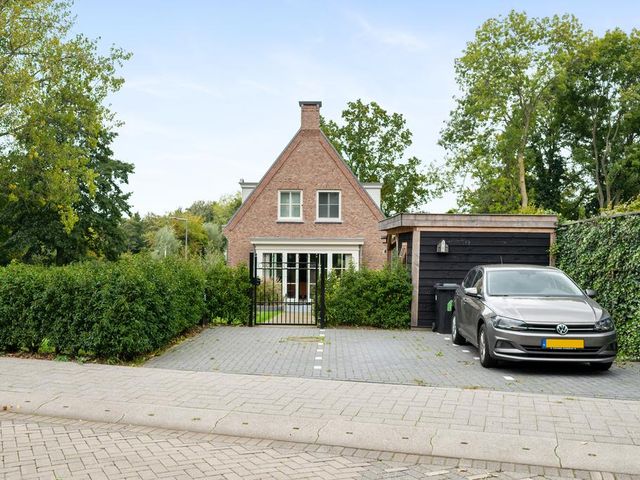 Overschiese Kleiweg 717, Rotterdam