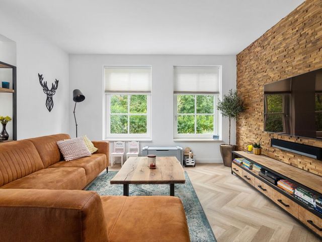 Overschiese Kleiweg 717, Rotterdam