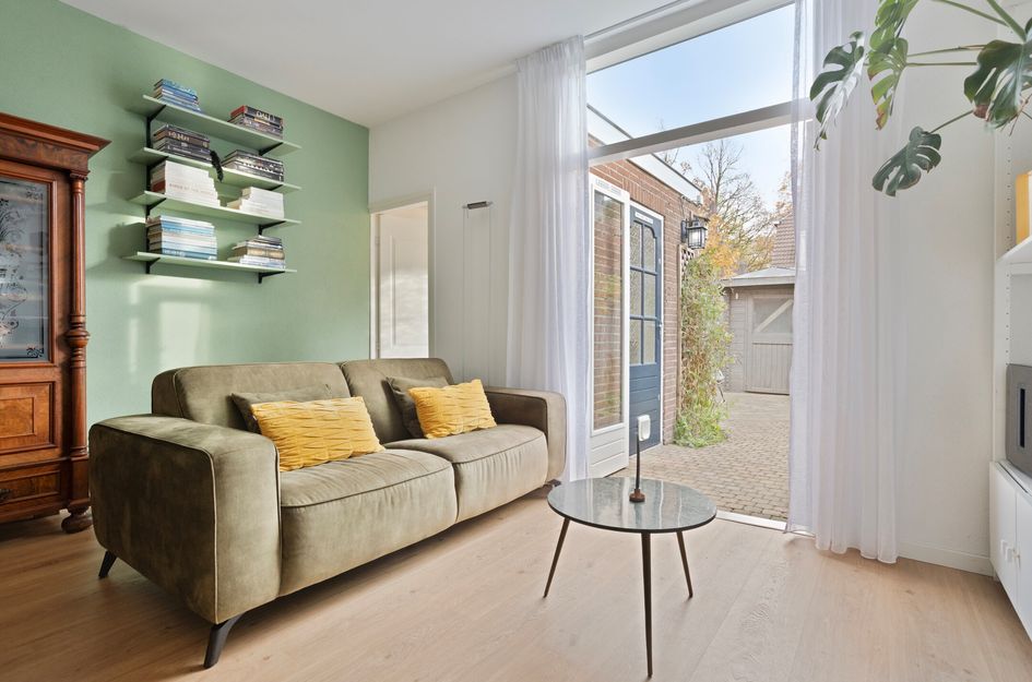 Dr. van Rhijnstraat 12