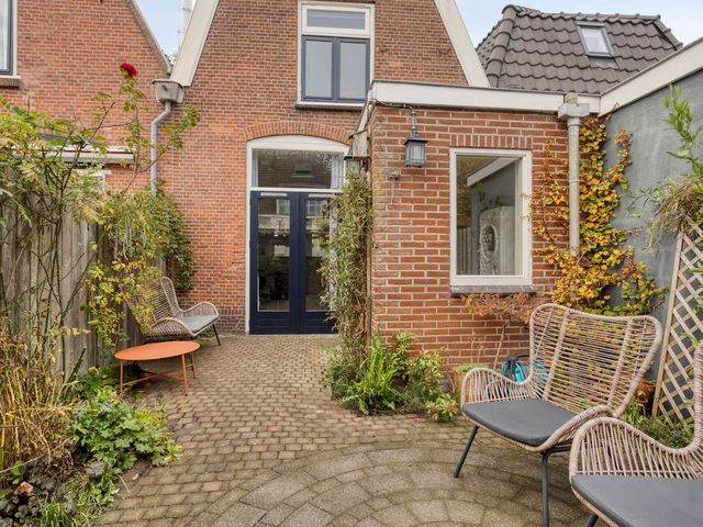 Dr. van Rhijnstraat 12, Leiderdorp