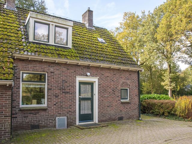 Witte Menweg 3, Geesbrug