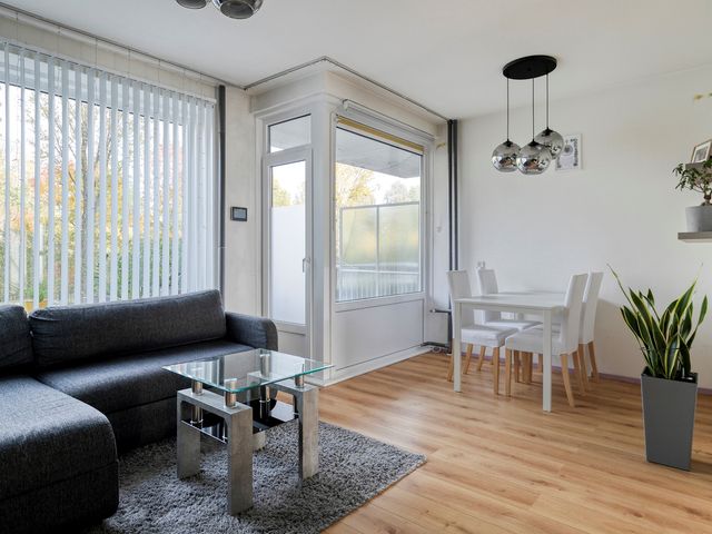 Erasmusplein 156, Den Haag