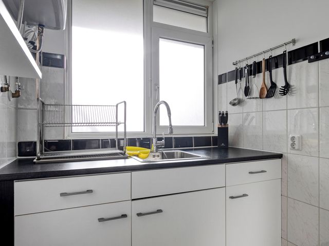 Erasmusplein 156, Den Haag