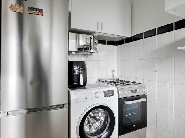 Erasmusplein 156, Den Haag