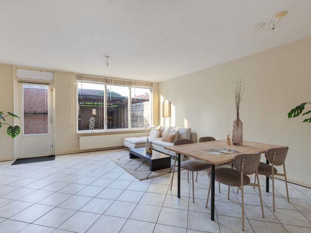 Horst 33 58, Lelystad