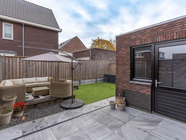 Horstenweg 38, Holthees