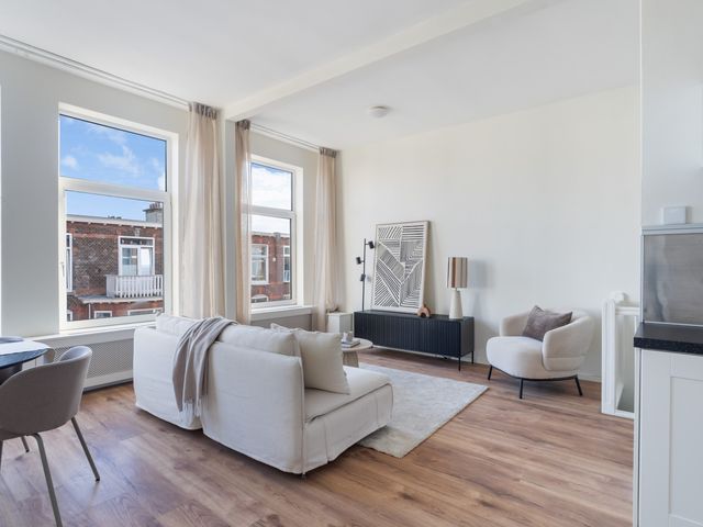 Van Tuyllstraat 20, Den Haag